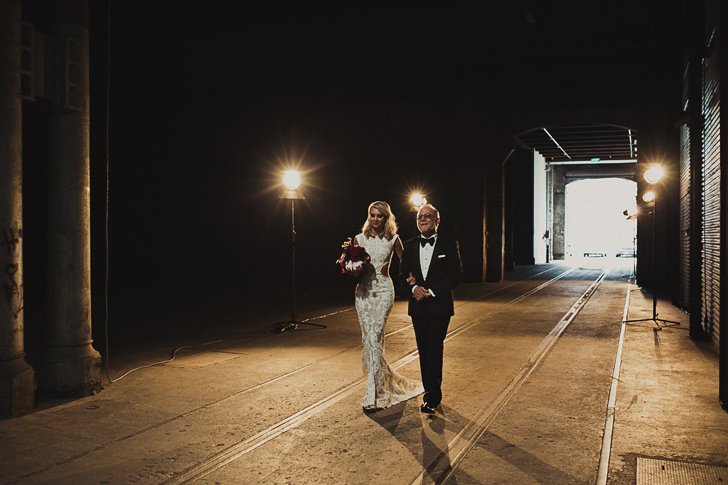 carriageworks_wedding_dan_oday_claire_oliver_australian_wedding_photographers_dan_oday_vogueweddings_vogue_carriageworks_weddings_sydney_071